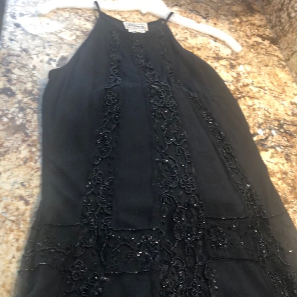 Dress - Picture 5 of 6